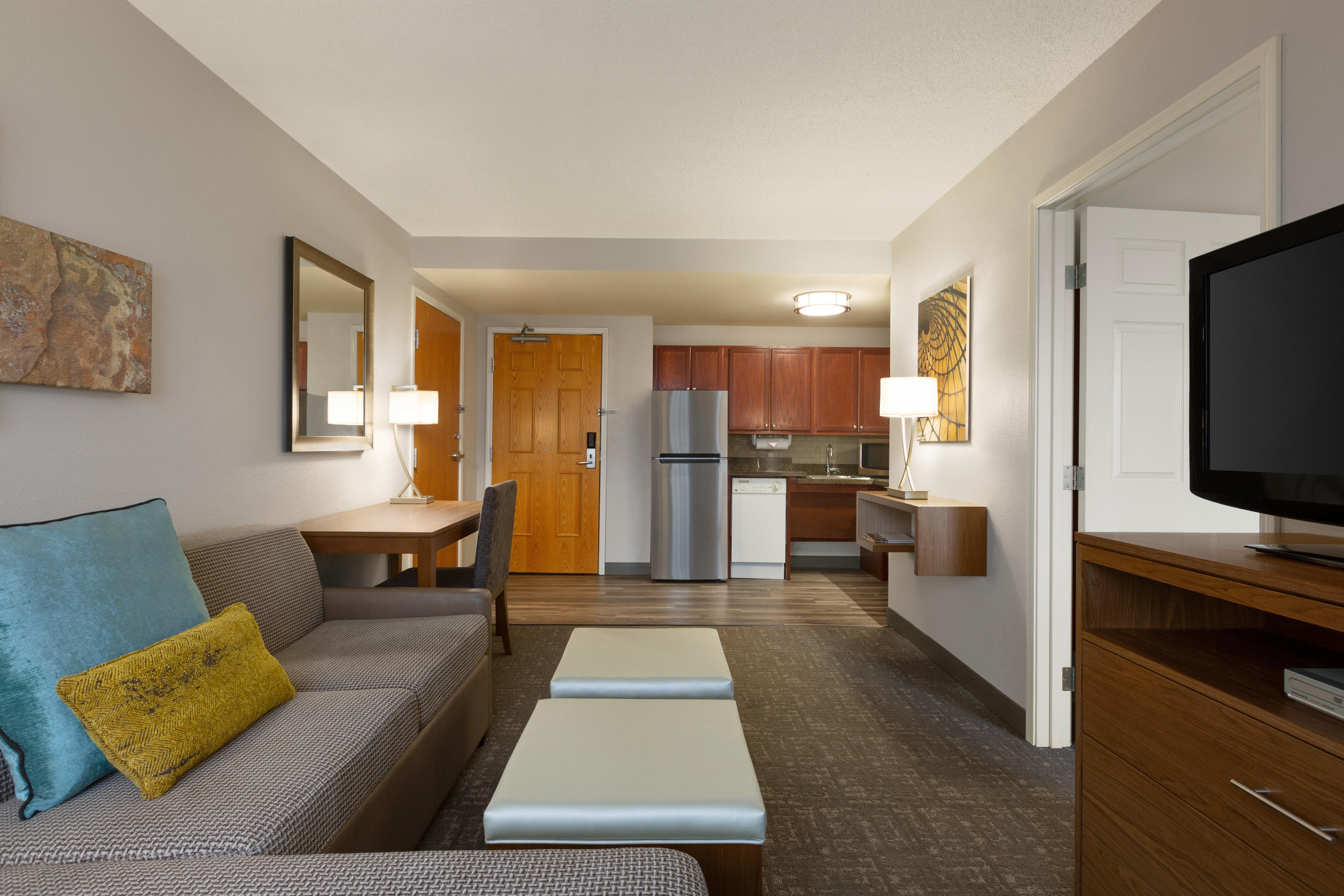 Staybridge Suites Tampa East- Brandon By Ihg Mango Exterior photo
