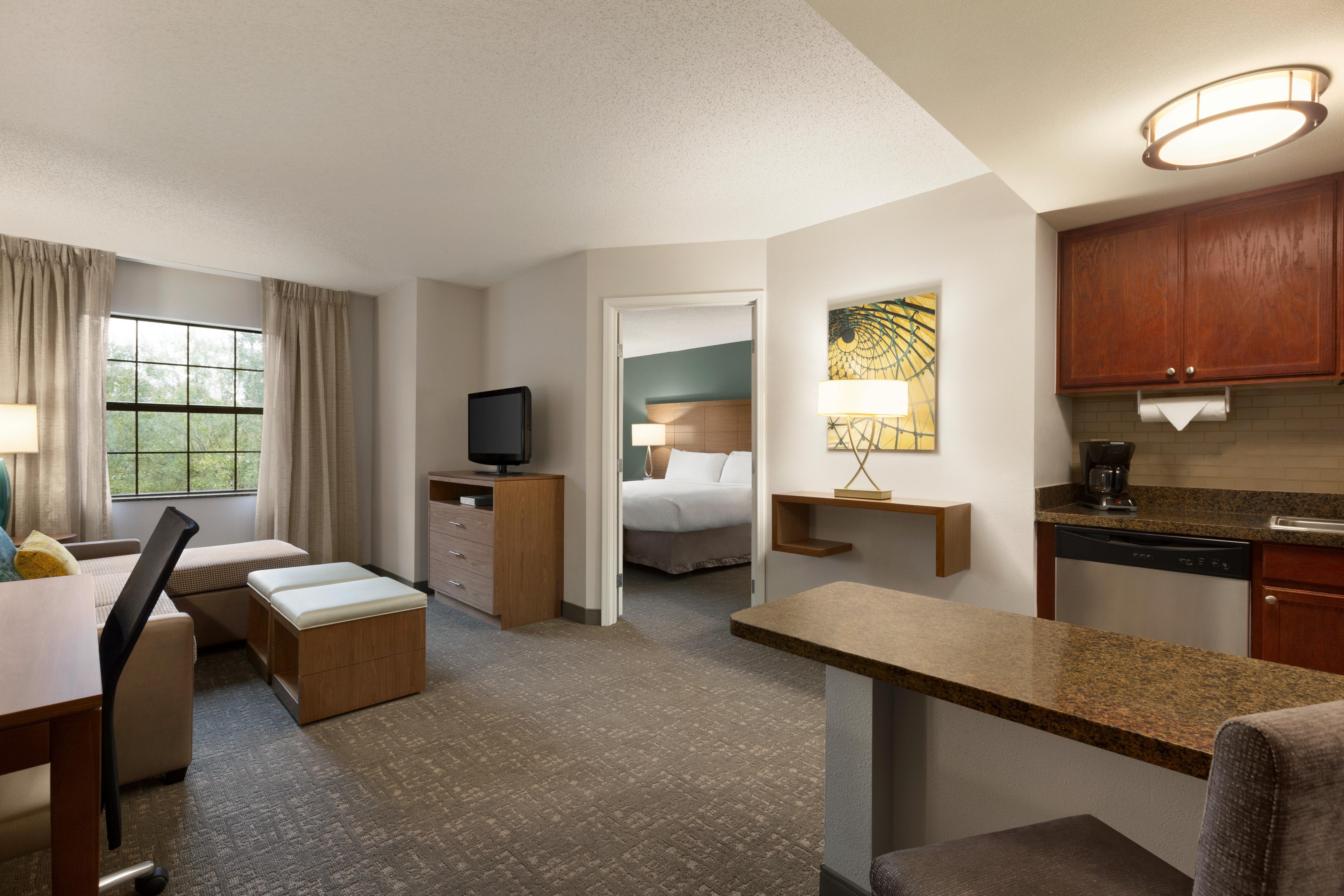 Staybridge Suites Tampa East- Brandon By Ihg Mango Exterior photo
