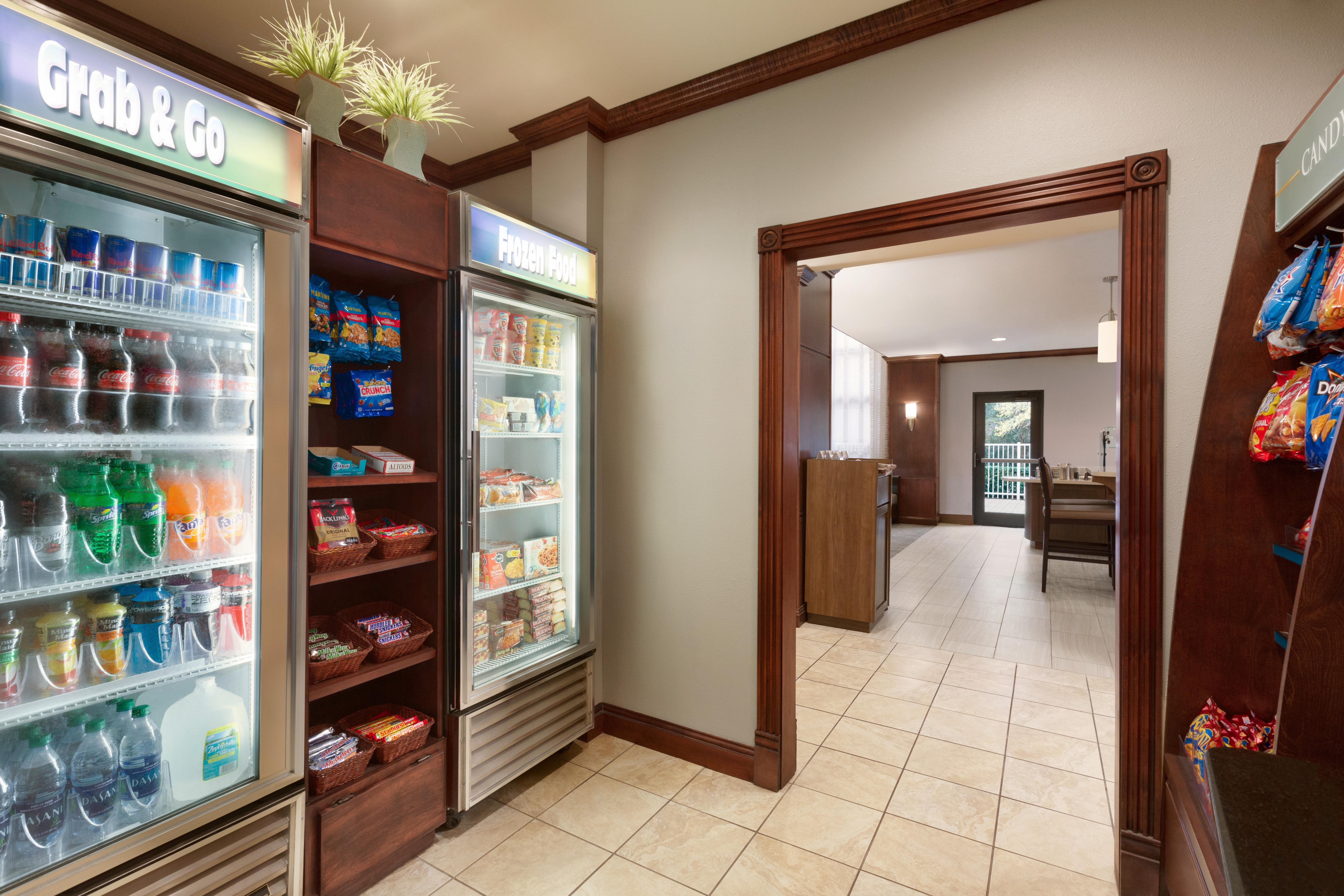 Staybridge Suites Tampa East- Brandon By Ihg Mango Exterior photo