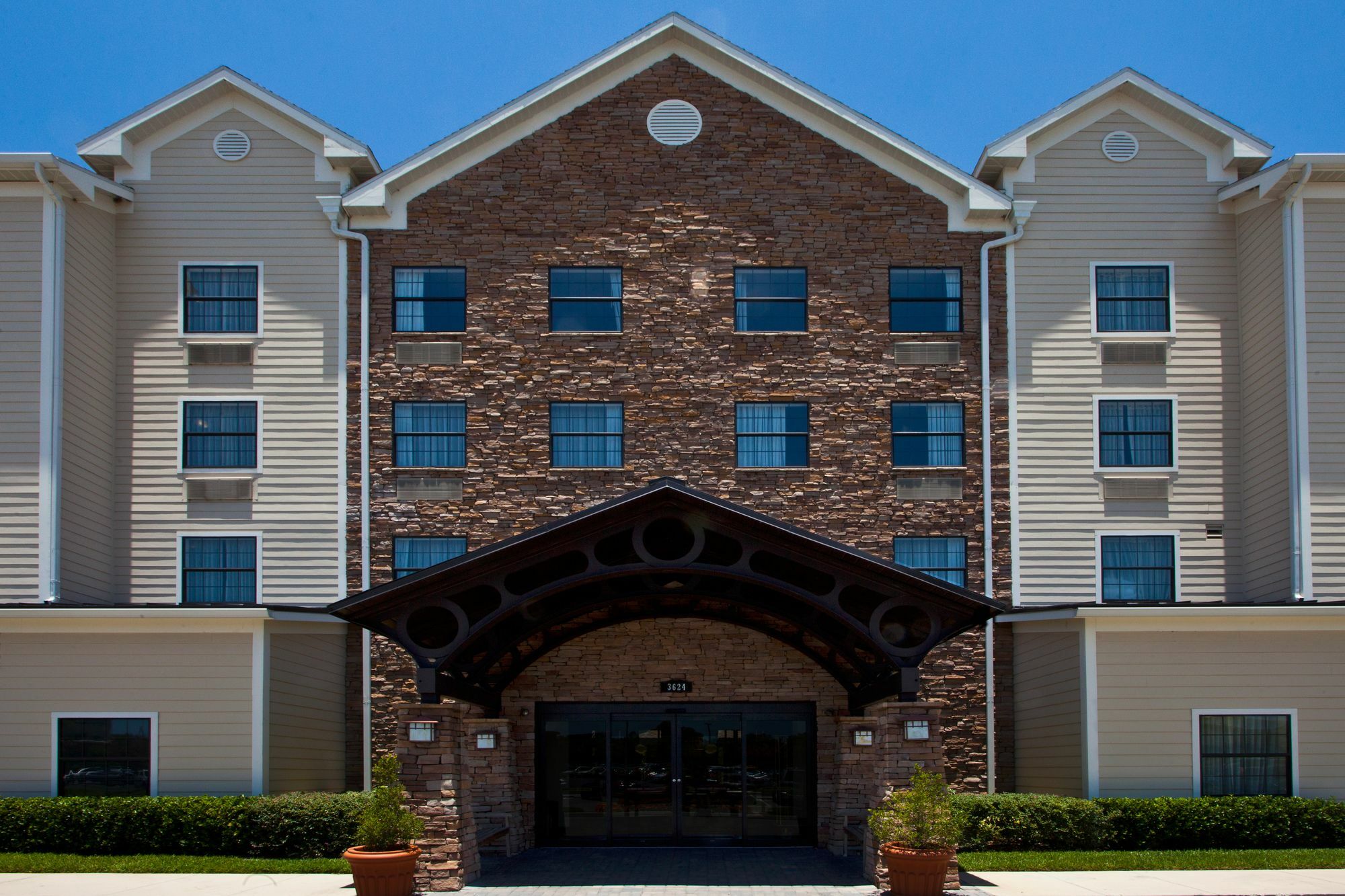 Staybridge Suites Tampa East- Brandon By Ihg Mango Exterior photo